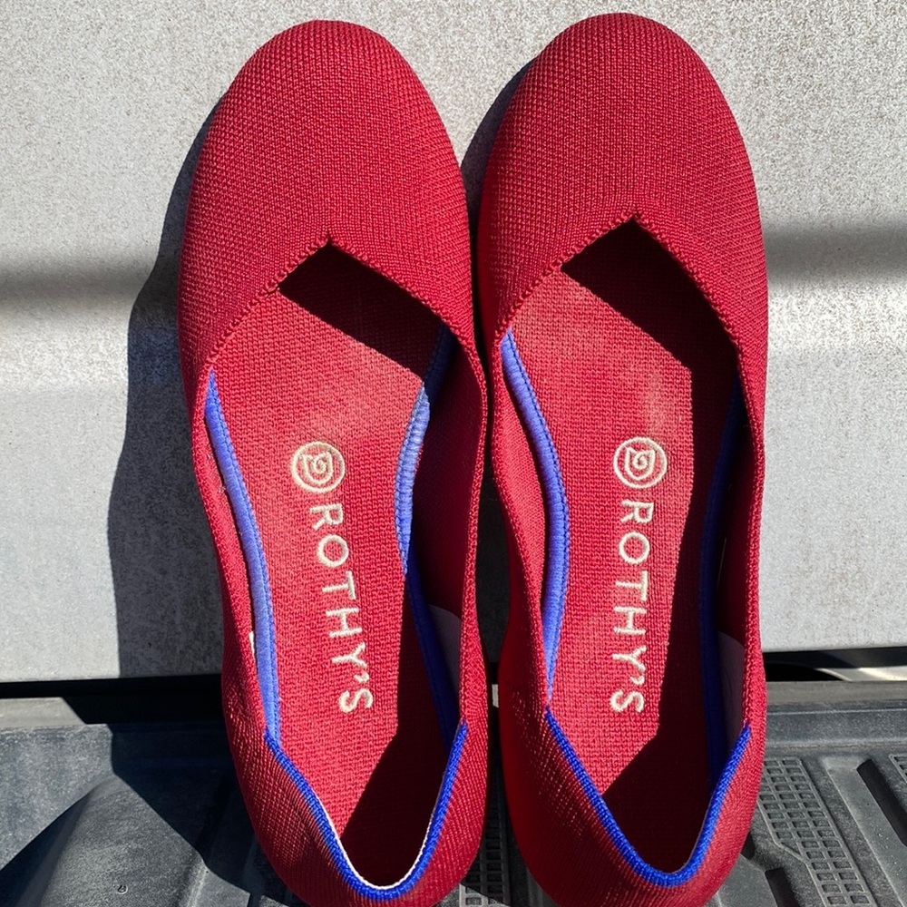 Rothy’s “The Flat” in RED- Great preowned condition